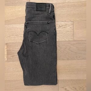 LEVI’S 721 High Rise Skinny Women’s Jeans